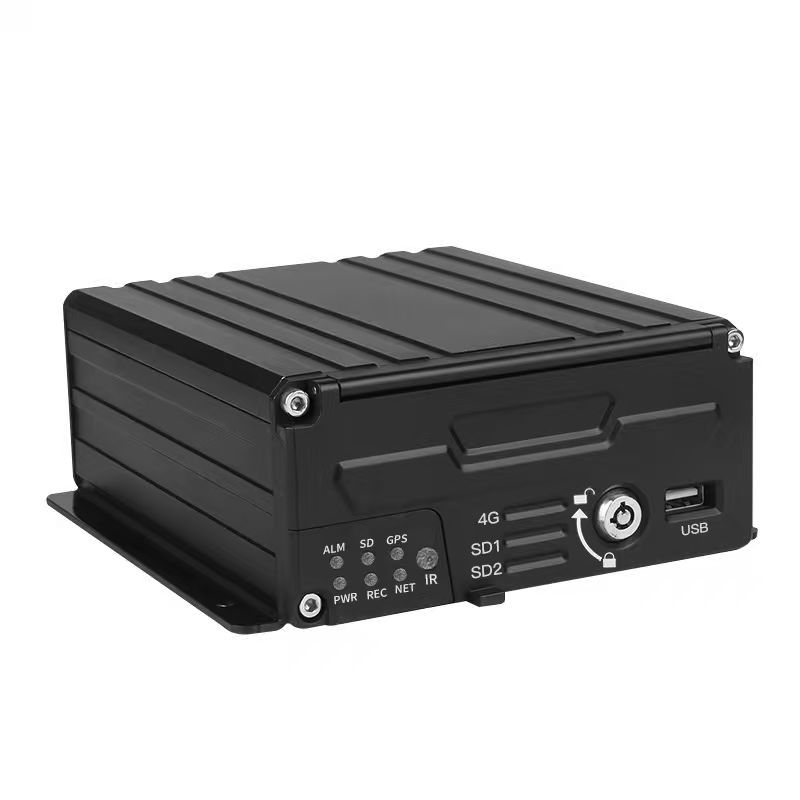 8 csatornás IPC+AHD HDD mobil NVR